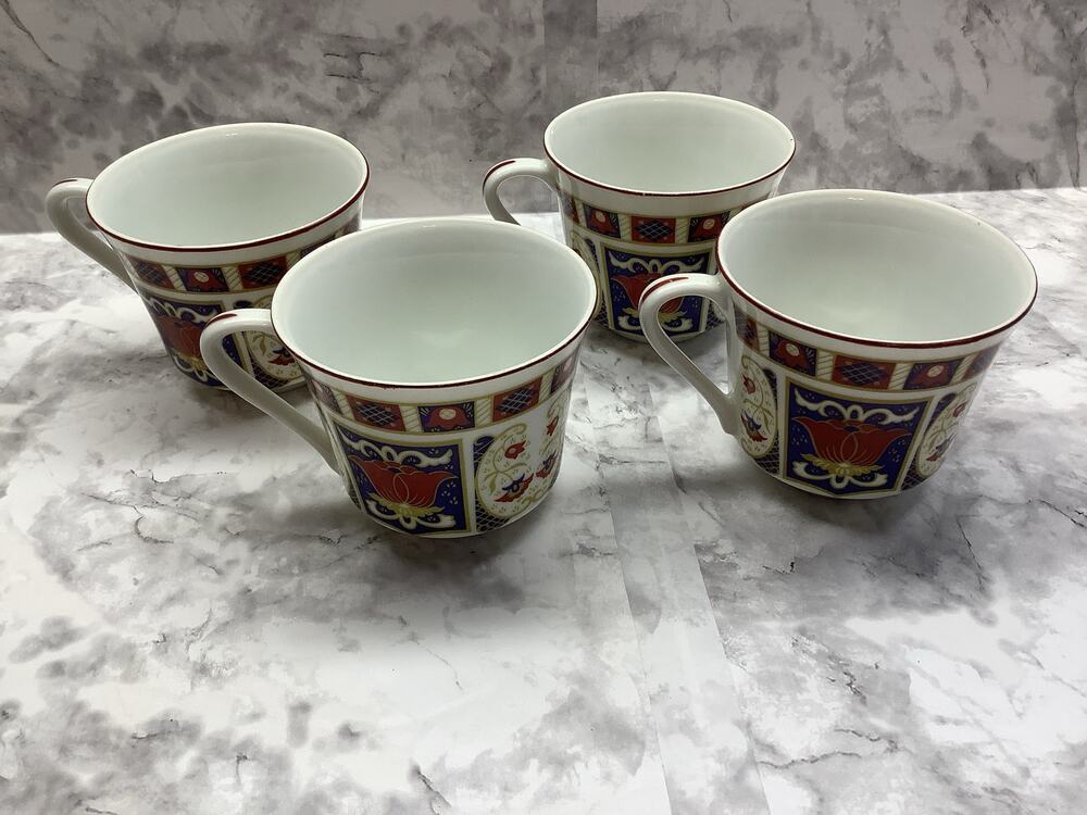 Seymour Mann "Derbyshire" 4 Vintage Cups - Japan - "Imari style" Circa 1970s